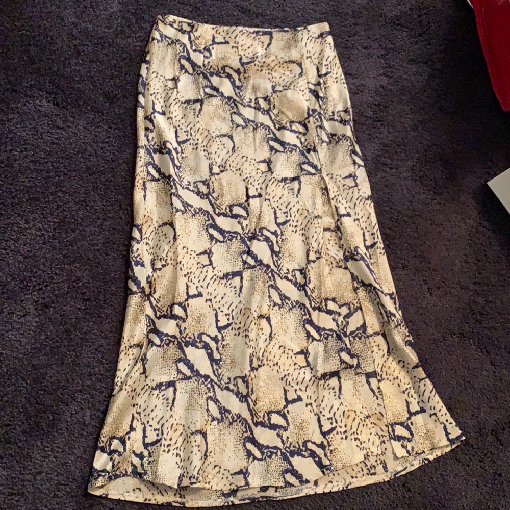 PRINCESS POLLY SNAKE SKIN SKIRT W SLIT